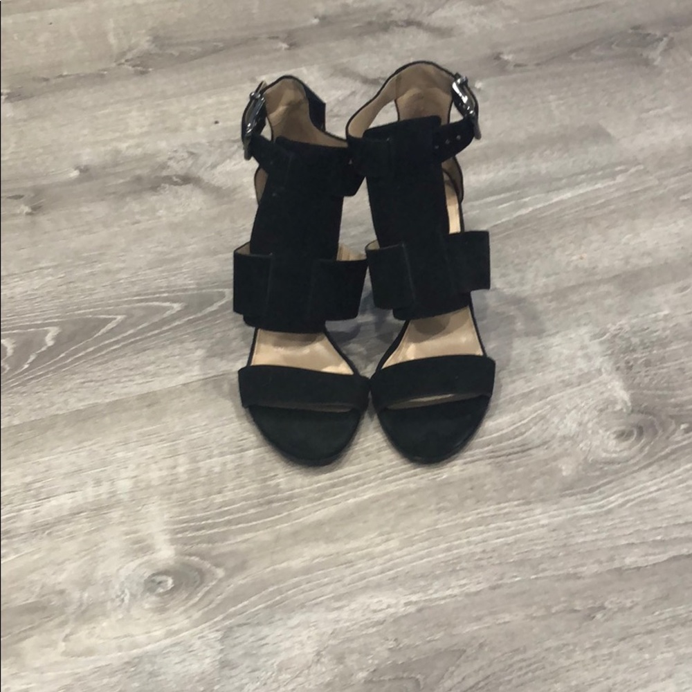 Cut out heels